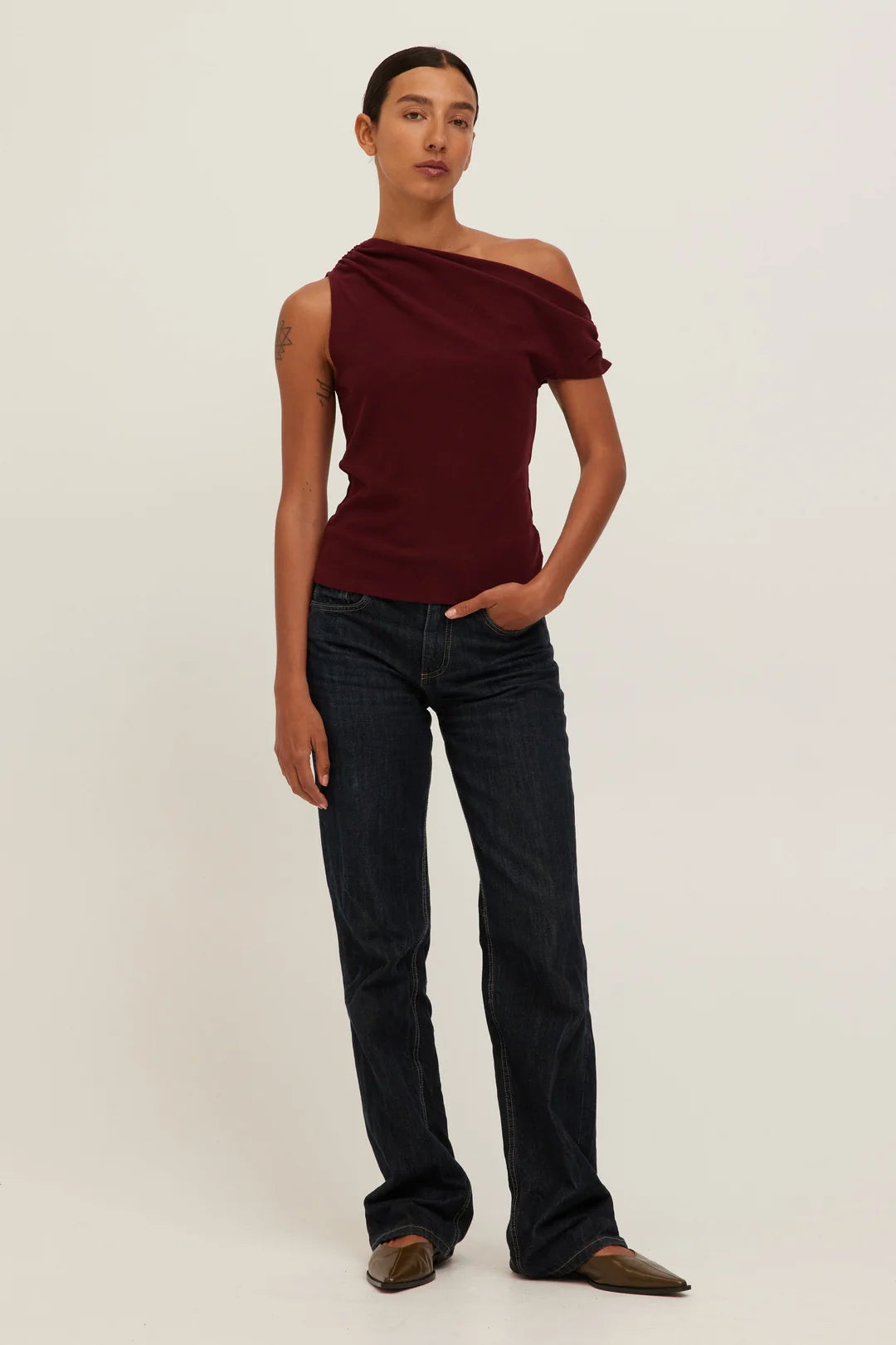 Laurel Tee